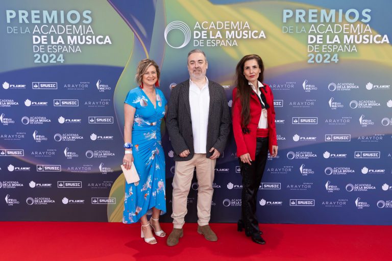 Home Premios academia Crini